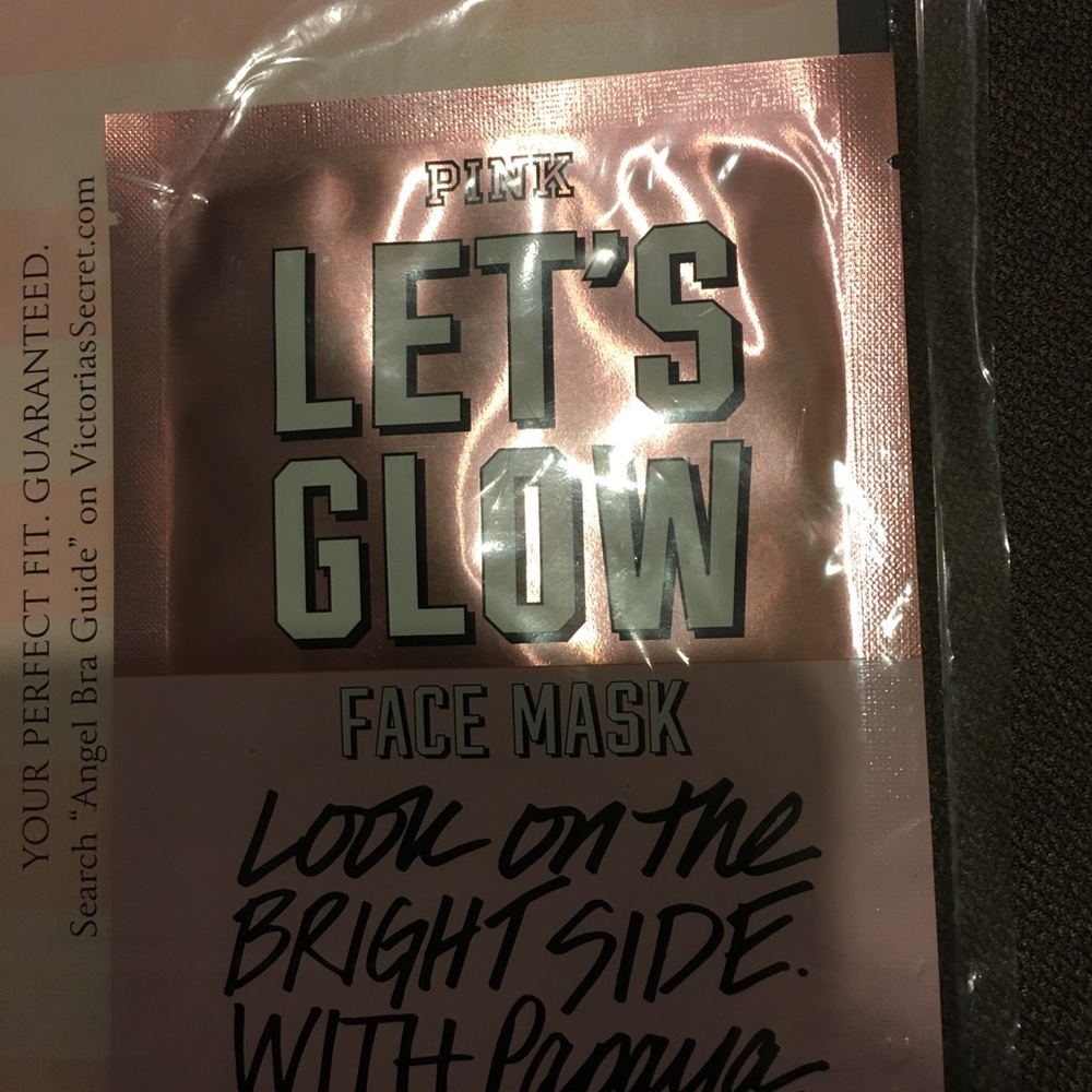 VS PINK FACE MASKS
